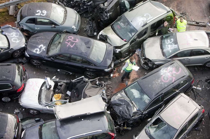 Ten wypadek wygląda jak wojna! FOTO