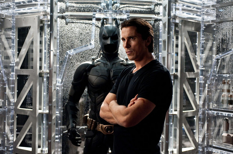 Christian Bale jako Batman w filmie "Mroczny Rycerz powstaje" (2000)
