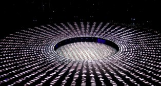 Najlepsze zdjęcia z ceremonii otwarcia zimowych igrzysk w Pjongczangu [GALERIA]