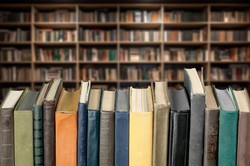 Arcydzieła polskiej literatury. Dopasuj powieść do autora. Quiz dla moli książkowych