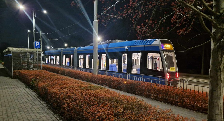 Tramwaje w sobotę są za darmo. Trzeba mieć przy sobie tylko książkę