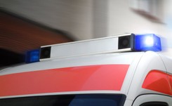 Potrącił na przejściu w Żyrardowie kobietę z dwójką dzieci. Jest zarzut dla kierowcy