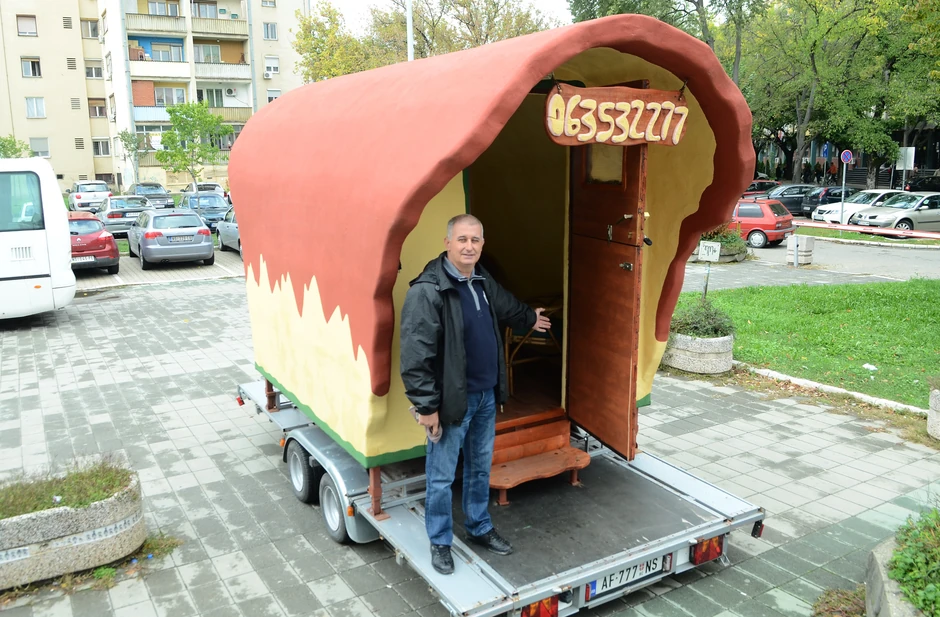 Radoslav Kremenovic patentirao način gradnje koji mu dozvoljava da pravi kuće kakvih god poželi oblika