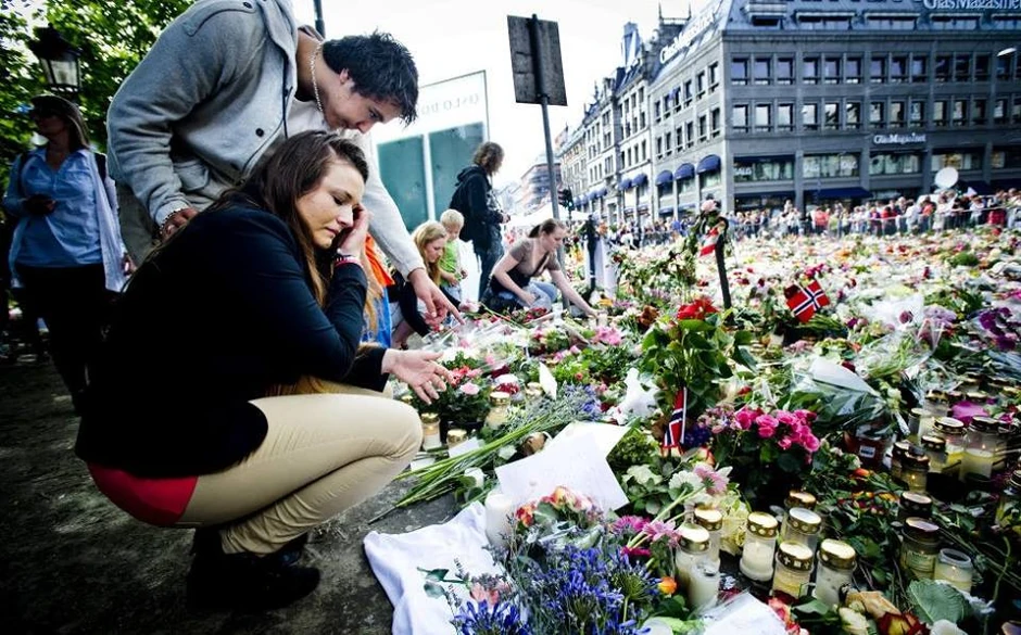 Odavanje počasti Brejvikovim žrtvama