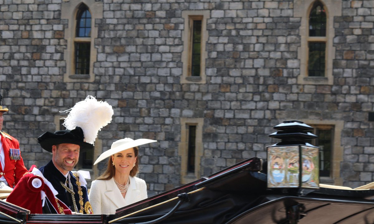 Kate i William zdetronizowani! Ta księżniczka jest popularniejsza