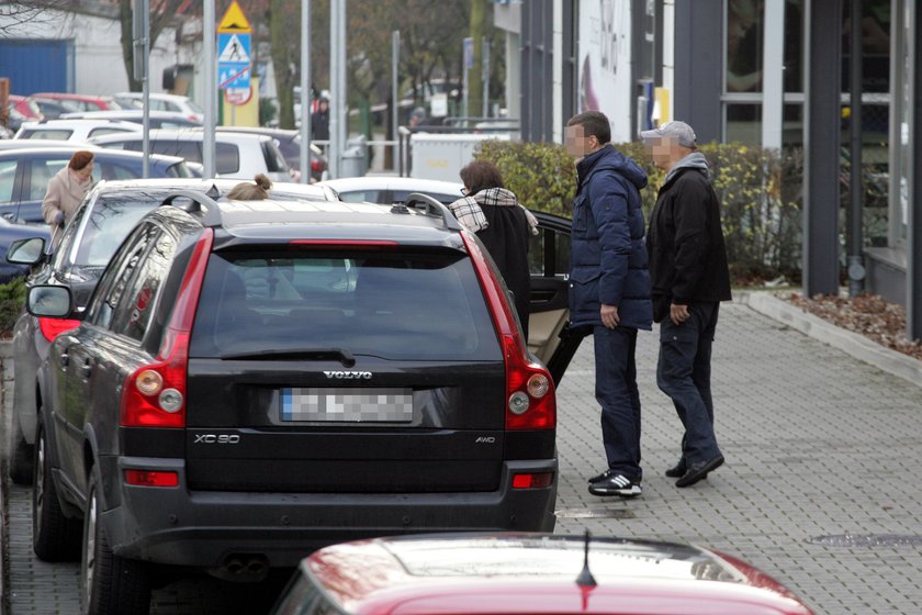 Rządową limuzyną z córką na zakupy