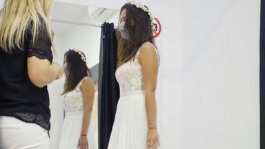 "Ślub od pierwszego wejrzenia 5". Uczestniczki wybrały już suknie ślubne, a na jaw wyszły rodzinne sekrety