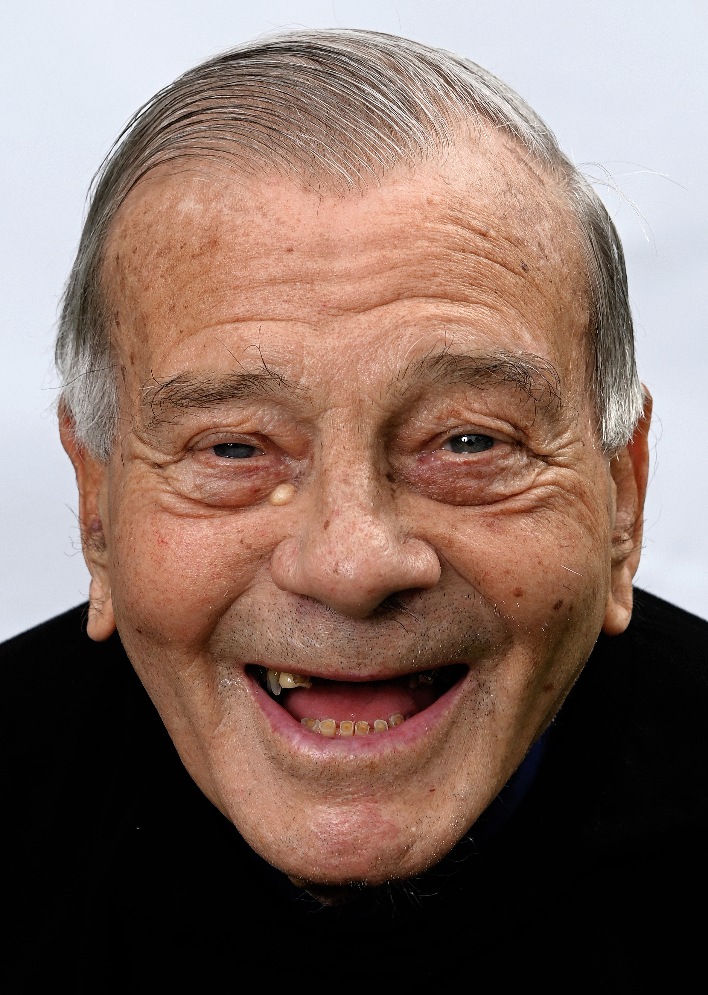 Cricket legend Dickie Bird dies aged 92