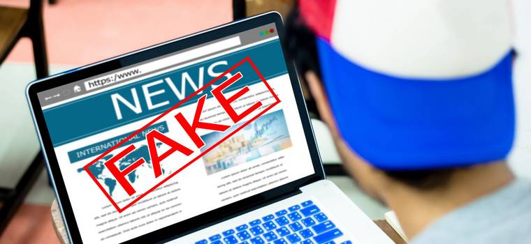 Przed fake newsami można się bronić. Jak szukać i weryfikować informacje w internecie. Poradnik