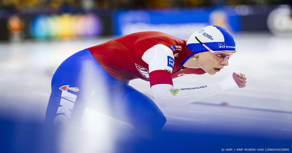 Wereldkampioene-Joy-Beune-mist-de-olympische-1500-meter-vierde-op-OKT