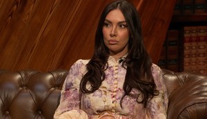 Gabrijela Pejčev, emisija "Na terapiji sa Slavicom Đukić Dejanović"