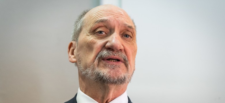 Macierewicz w Toruniu o tragedii smoleńskiej: Prędzej czy później się dowiemy, jak wyglądały rozmowy Tuska i Putina