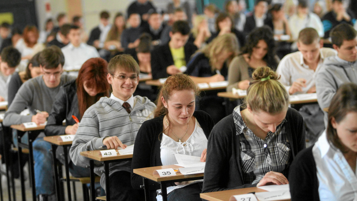 Liceum Akademickie Uniwersytetu Mikołaja Kopernika w Toruniu jest najlepszym liceum ogólnokształcącym w Polsce - wynika z ogólnopolskiego rankingu szkół ponadgimnazjalnych.