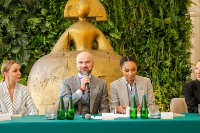 Omenaa Mensah złożyła pozew przeciwko autorowi "Dziewczyn z Dubaju 2"