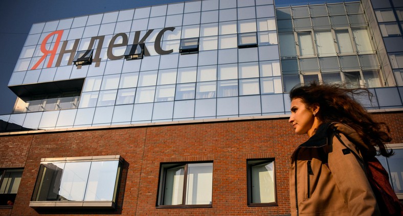 Woman in front of Yandex headquarters, Moscow, 2018.