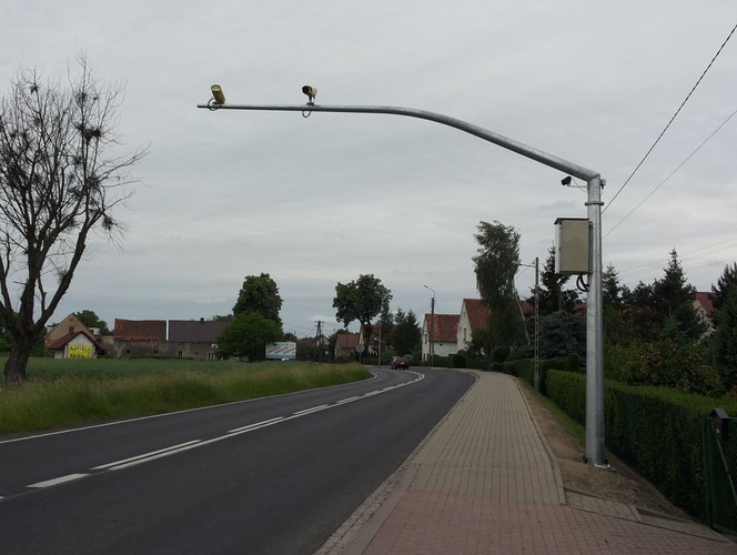 Kamery odcinkowego pomiaru średniej prędkości