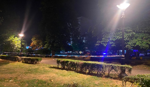 Mesto gde je devojka izbodena kod Vukovog spomenika