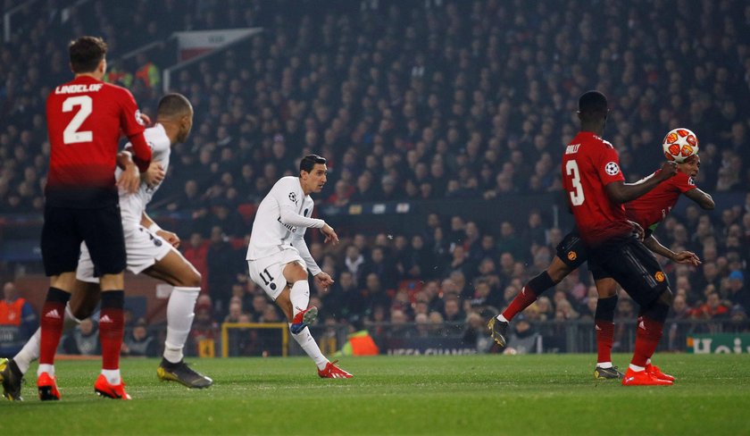 Manchester United v Paris St Germain