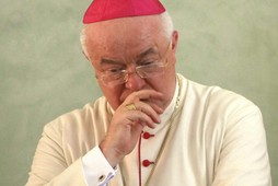 Abp Józef Wesołowski Kościół katolicki