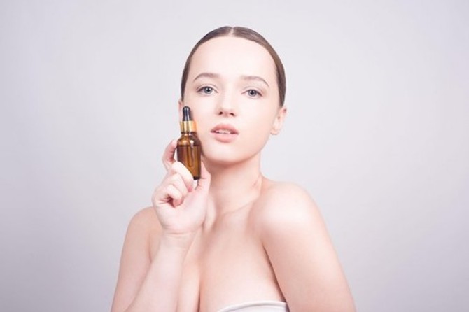Da li mogu retinol i niacinamid da se koriste zajedno?