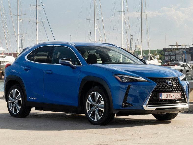 Crossovery i mniejsze SUV-y – Lexus UX 300e – w sprzedaży od 2021 r.