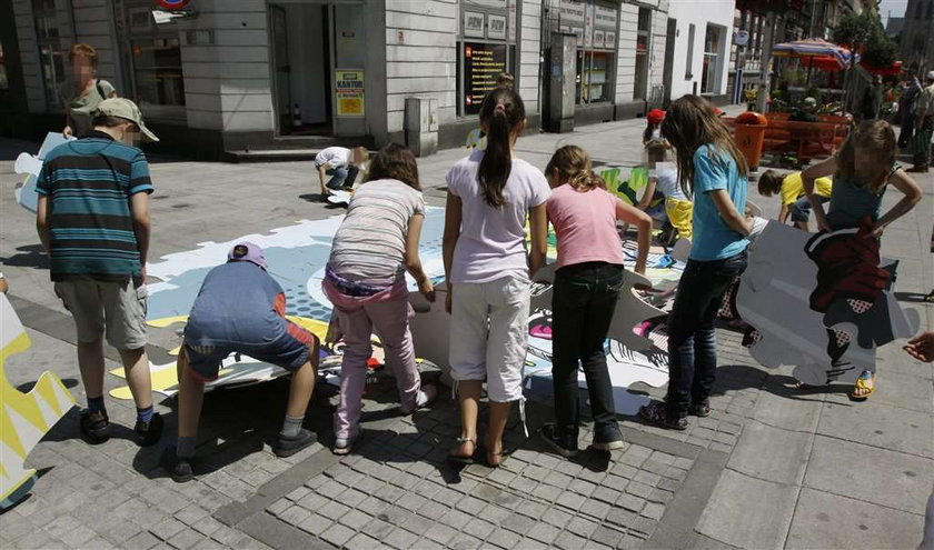 Komisja kultury zwiedza miasto