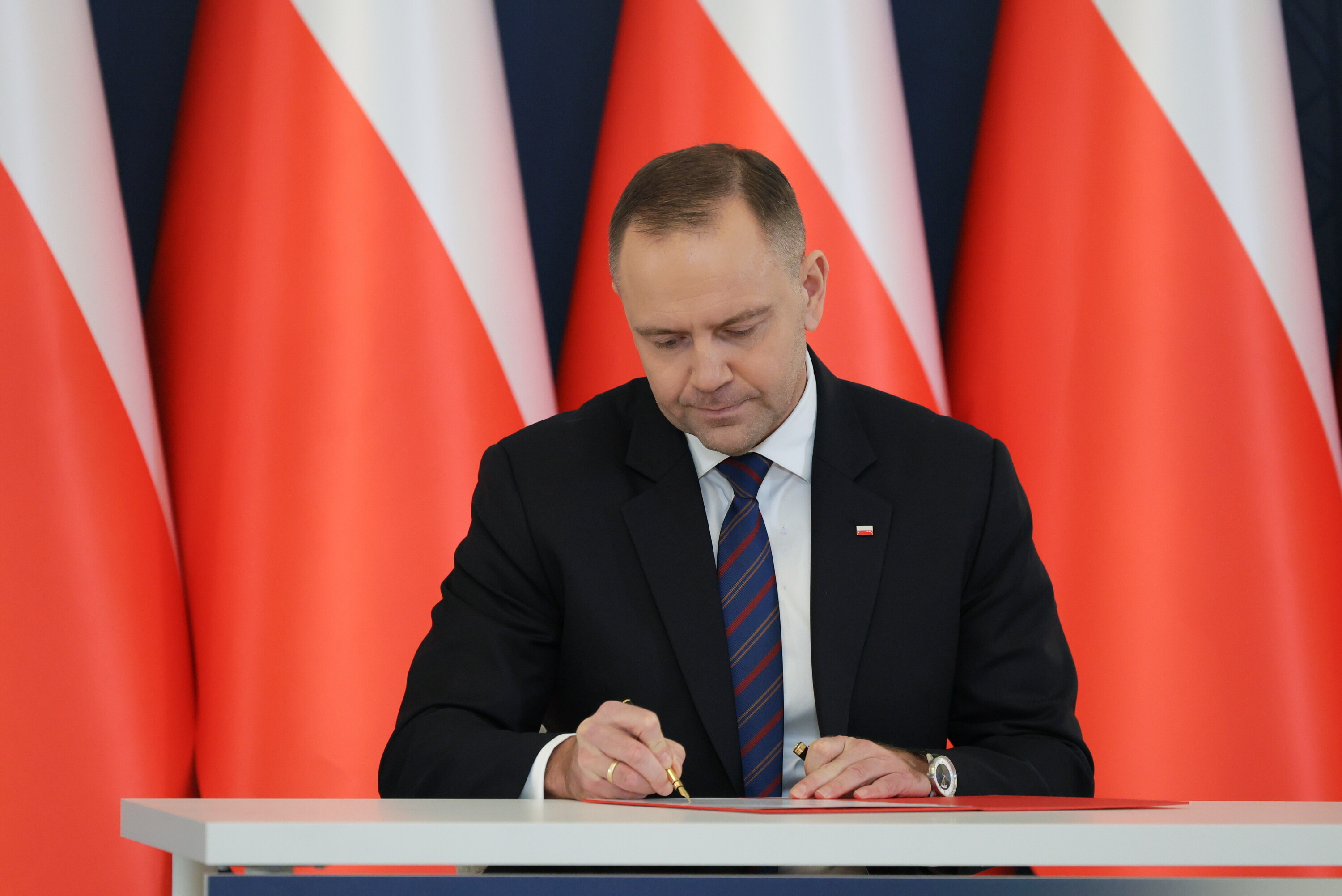 Nawrocki przedłuża misje: 920 polskich żołnierzy pozostanie za granicą