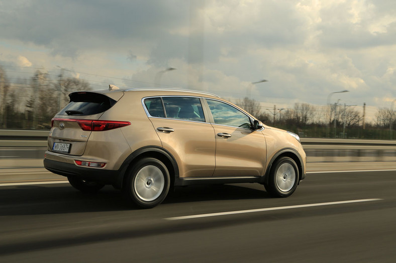 Kia Sportage 1.7 CRDi - przybyło miejsca i komfortu