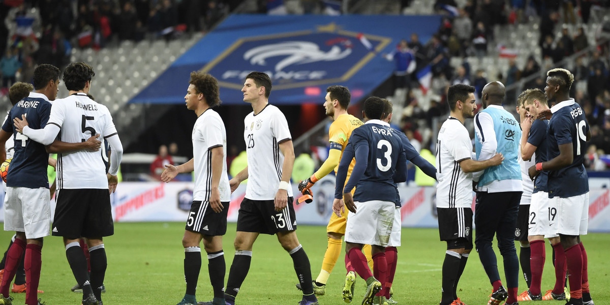 Deschamps i Loew wiedzieli o zamachach już w przerwie