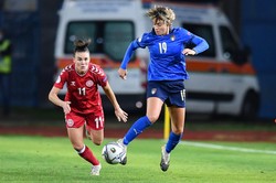 "Sąsiadka" Ibrahimovica wyproszona z pociągu. "Futbol to nie praca"