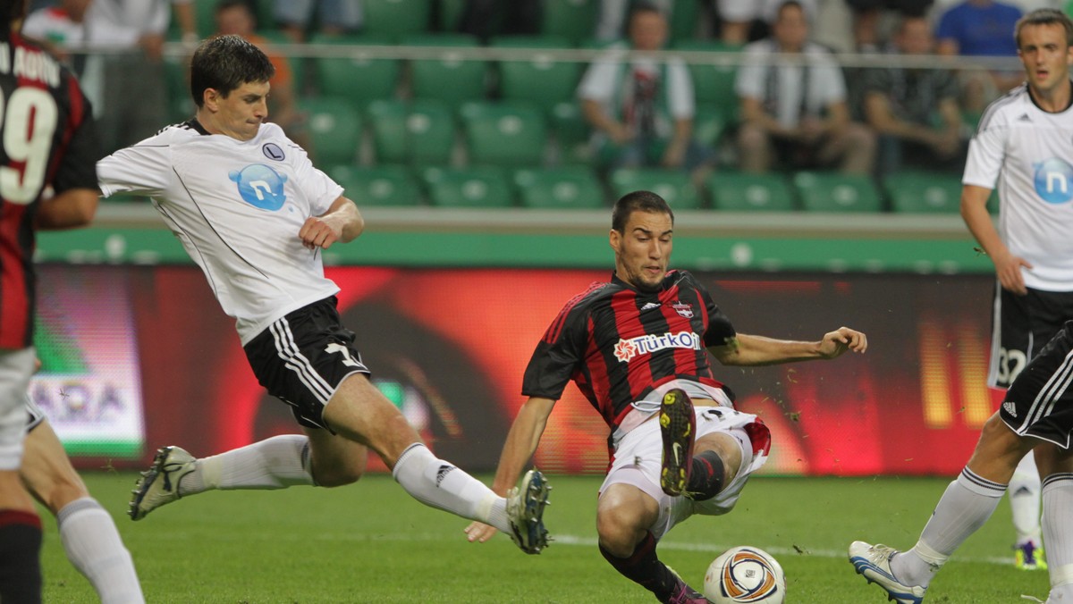 Jedynym Polakiem występującym w rosyjskiej Premier Lidze jest obecnie Piotr Polczak. Były zawodnik Cracovii w rozmowie z legia.com scharakteryzował rywala Legii w fazie play-off Ligi Europy - Spartaka Moskwa - oraz wskazuje jego najmocniejsze i najsłabsze strony.