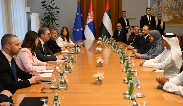 Vučić se sastao sa ministarkom za klimatske promene i životnu sredinu UAE