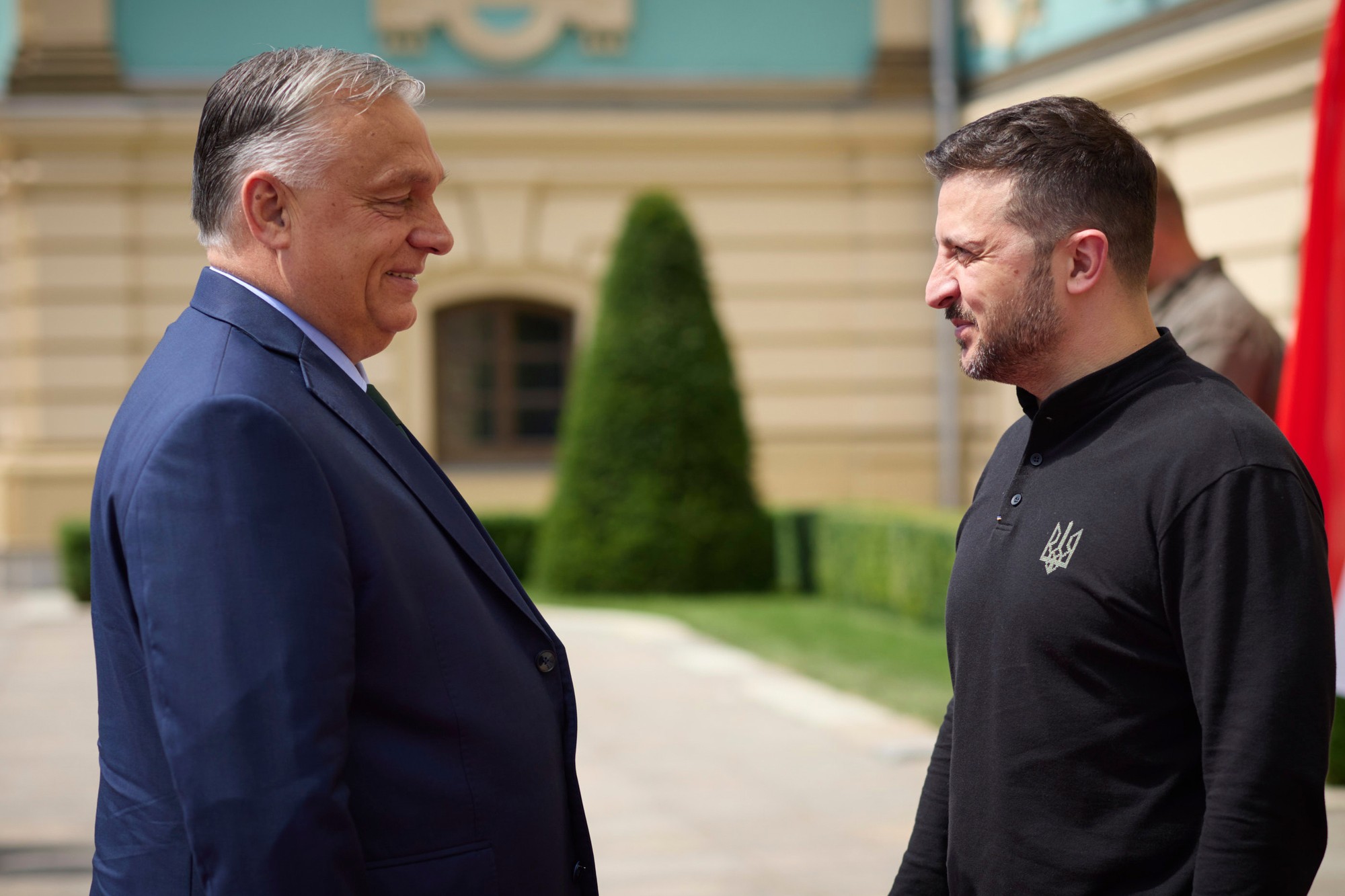 Ukrajinský prezident Volodymyr Zelenskyj a maďarský premiér Viktor Orbán.