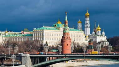 wojska nato czy „koalicji chętnych” w ukrainie? twarde stanowisko krem