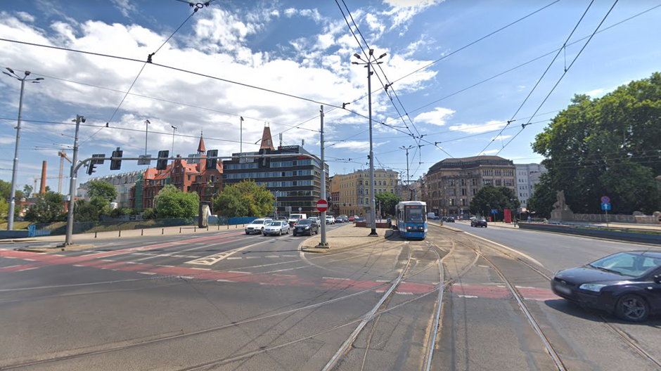 Plac Jana Pawła II we Wrocławiu (Google Street View)