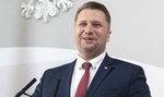 Ale gafa! Minister edukacji popełnił szkolny błąd. Nawet pierwszoklasiści wiedzą, że tak się nie pisze