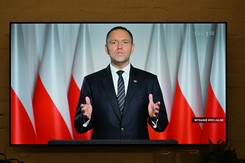 Prezydent Nawrocki wetuje ustawę o unijnym SAFE. Premier Tusk grzmi o 'wstydzie'