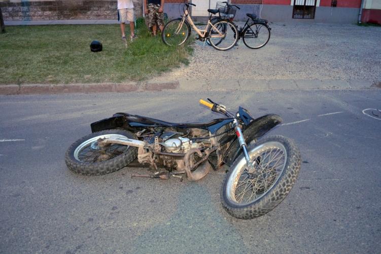 A motoros könnyebben sérült / Fotó:police.hu