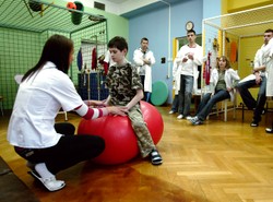 Młoda lekarka: Zarabiam jak sprzątaczka