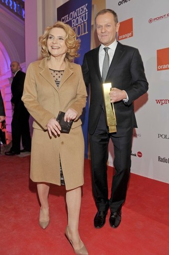 Małgorzata i Donald Tuskowie na gali 'Człowiek Roku 2011 Wprost', luty 2012
