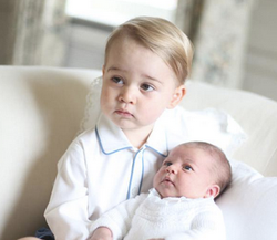 Opublikowali ZDJĘCIA dzieci Kate i Williama. Zrobiła je mama