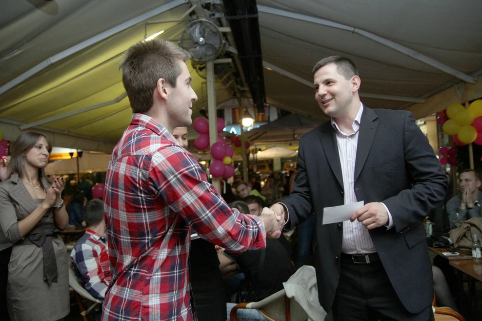 Prvonagrađeni Aleksandar Bebović i Nenad Borovčanin