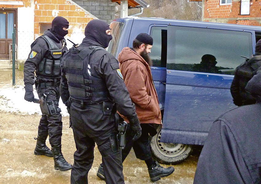 Hapšenje džihadista u Gornjoj Maoči