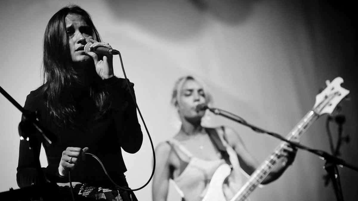 Koncert kalifornijskiej grupy Warpaint, który miał odbyć się 18 listopada w Warszawie, jak i pozostałe występy zespołu w Europie, został odwołany.