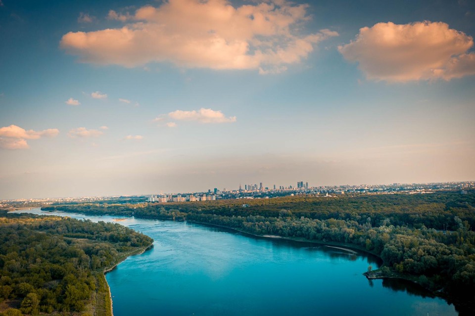 Widok na Wisłę i centrum z mostu Północnego