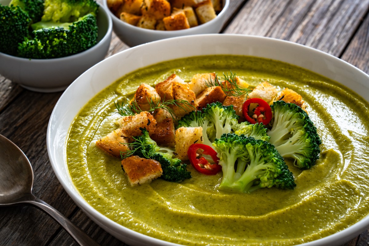 Kremowa zupa brokułowa