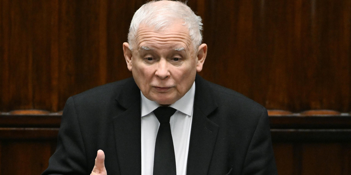 Kaczyński powiedział w Sejmie trzy słowa. Wszystko się nagrało!