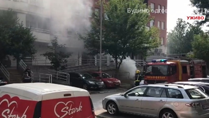 Novi Beograd požar automobil 21 blok