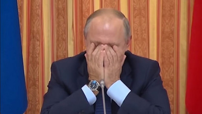 Röhögőgörcsöt kapott Putyin ezen az ökörségen, nem bírta abbahagyni - videó
