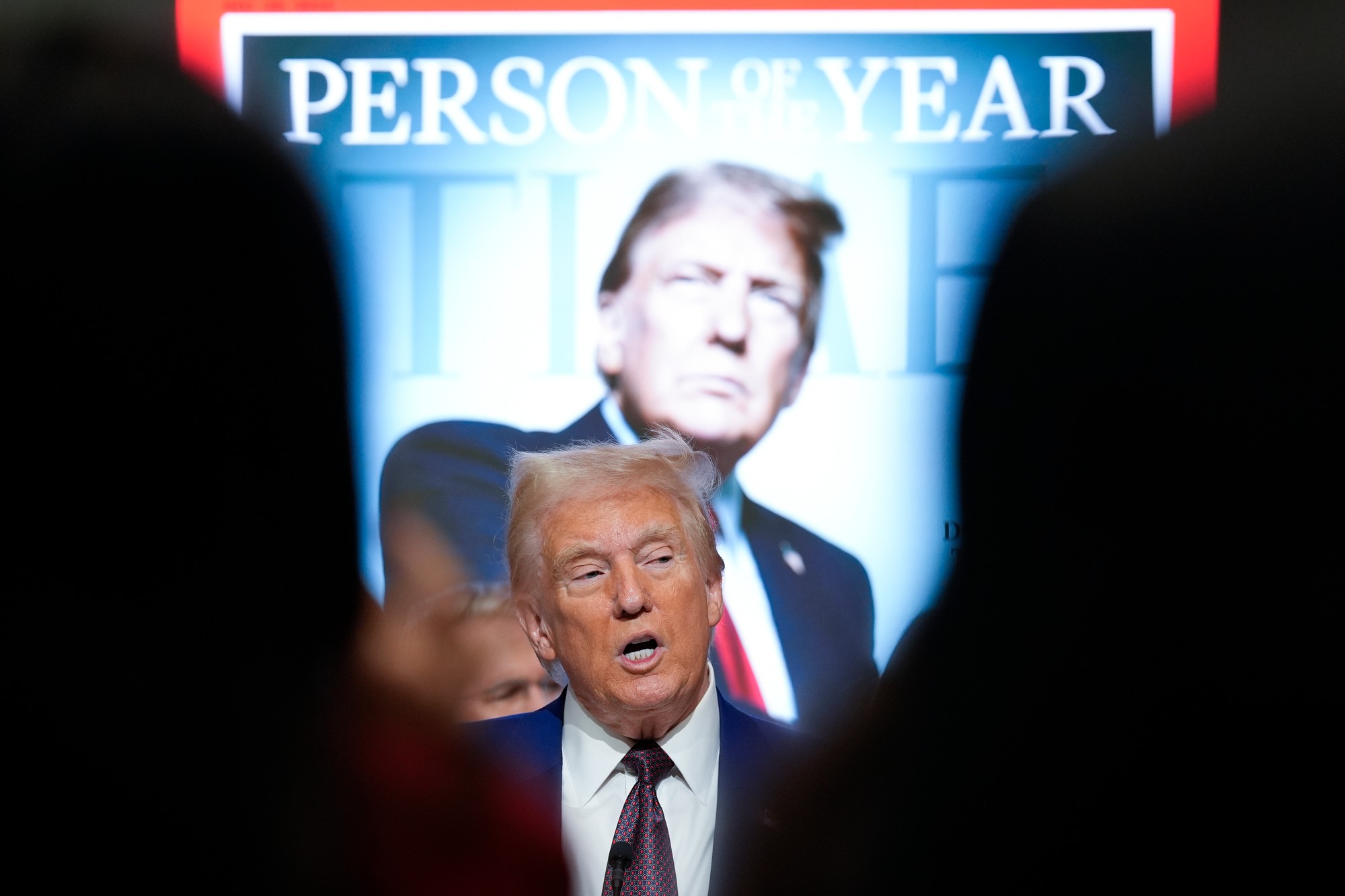 Donald Trump, ktorého americký magazín Time vyhlásil za osobnosť roka 2024 v New Yorku vo štvrtok 12. decembra 2024.